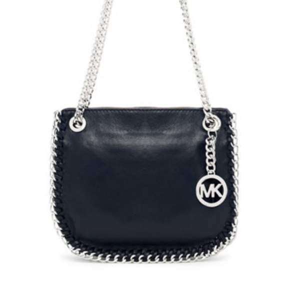Michael Kors Handbags - 🔥🔥MICHAEL KORS 💯 AUTHENTIC CHELSEA ❣️❣️